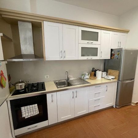 דורס Gjiri Lalzit Apartment מראה חיצוני תמונה