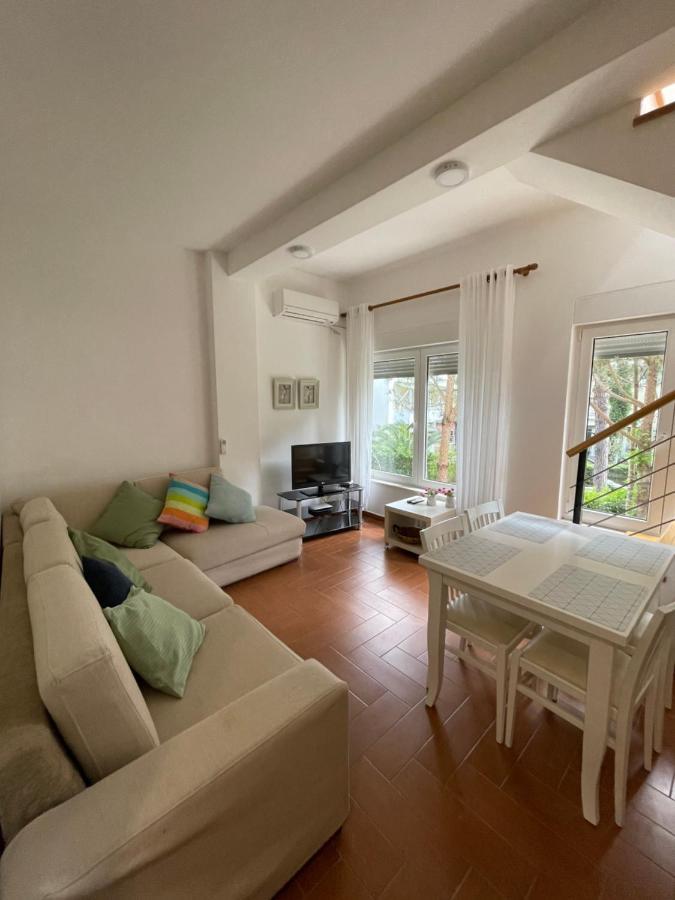 דורס Gjiri Lalzit Apartment מראה חיצוני תמונה